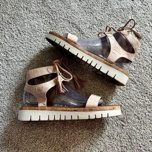 Miz Mooz Size 40 Lace Up Gladiator Tassel Ankle Strap Wedge Sandals